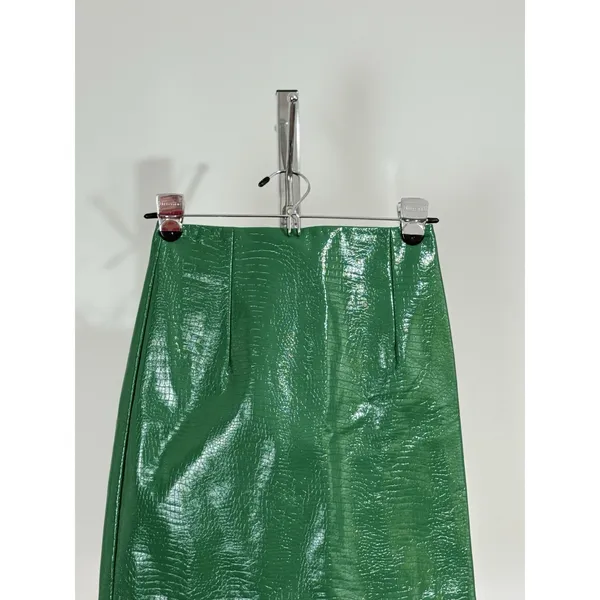 Porridge Anthropologie Women XS Mini Skirt Faux Leather Green Croc Embossed - Image 5