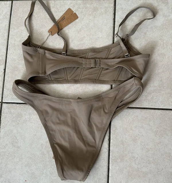 SKIMS NWT Micro Corset Bikini Top - Desert and Bottom cheeky tanga size S - Image 6