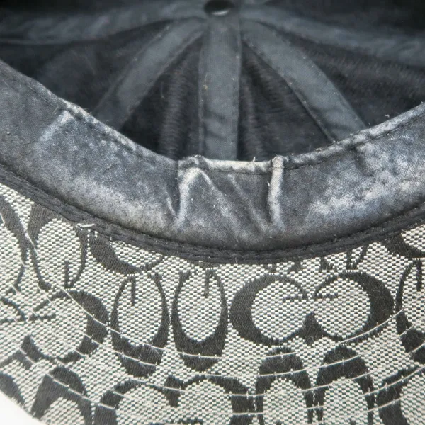 Vintage Y2K Gray & Black GG Logo Newsboy Cap - Image 8