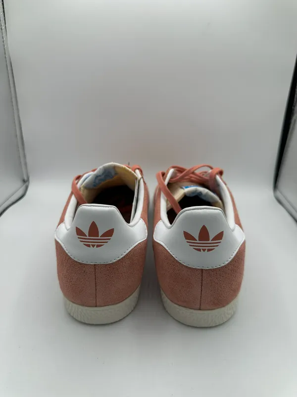 Adidas Gazelle J “Wonder Clay Cloud White” 6.5y - Image 4