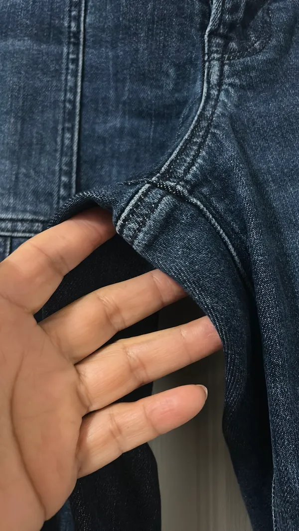 American Eagle Jeans - Image 4