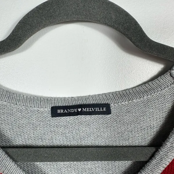 Brandy‎ Melville Elizabeth Argyle Cropped Cardigan Gray Red Navy Size Small - Image 6
