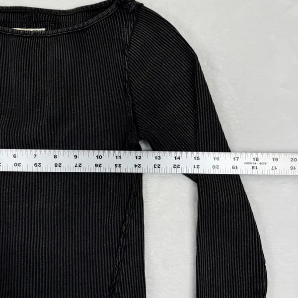 We The Free Free People Black Ribbed Bell Sleeve Top Button Cuff‎ Size M - Image 3