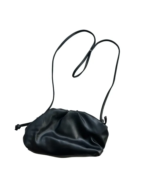 BLACK Ruched Clamshell Structured Crossbody Bag - Image 2