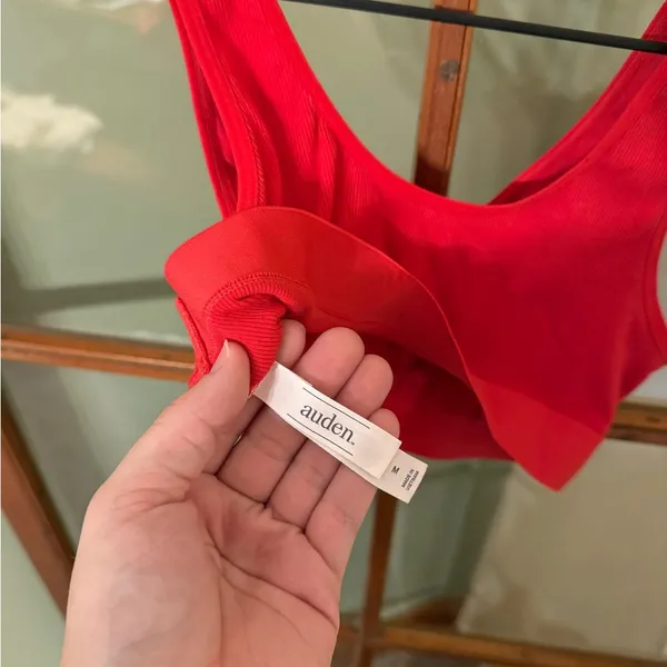 Auden Women’s Red Ribbed Sports Bra Medium Lougewear - Image 4