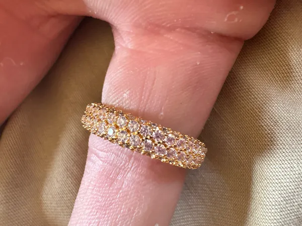 Pandora gold row stone ring  - Image 2