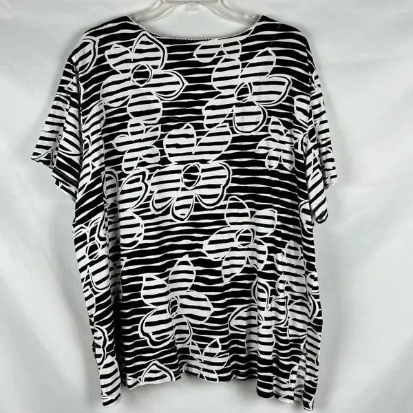 Alfred Dunner Striped Floral Short Sleeve Blouse 2X - Image 2