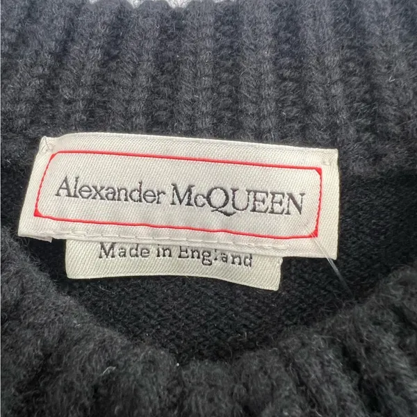 ALEXANDER MCQUEEN Cropped Embellished‎ Cashmere Sweater - Image 7