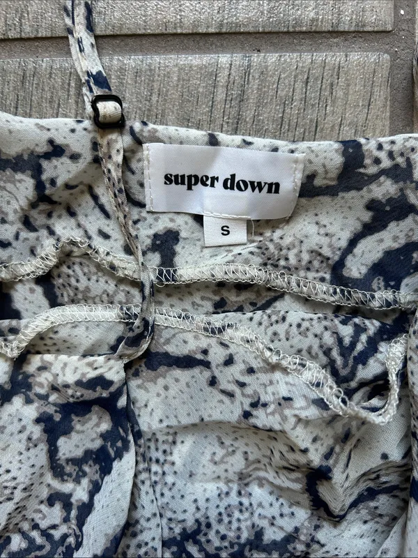 superdown Snake Print Sheer maxi Dress - Image 2