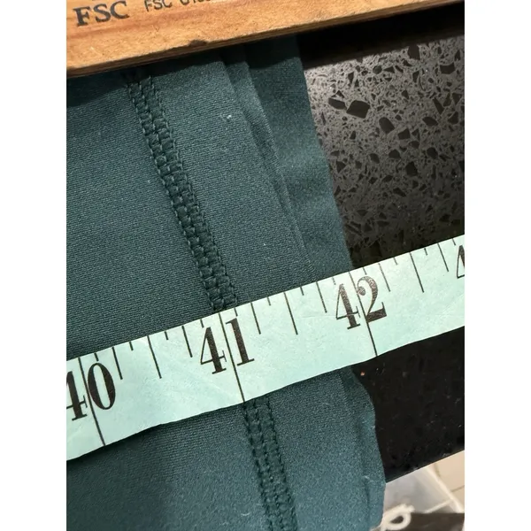 OFFLINE‎ by Aerie Real Me High Waisted Crossover Flare Leggings Green XL - Image 6