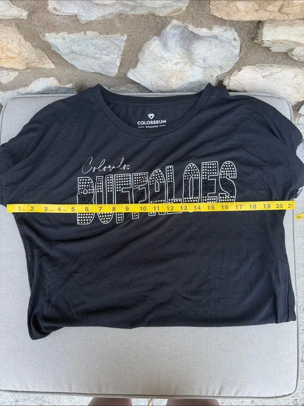 Colorado Buffaloes Women's t-shirt size Small NEW - Image 4