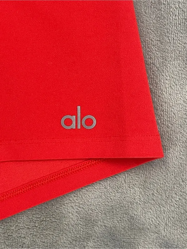 Alo Yoga 2.5” Airbrush high-waist Red Biker Shorts activewear yoga Pilates gym - Image 6