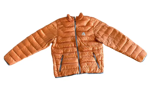 First Ascent Whittaker 800 Goose Down puffer jacket 🔥 - Image 2