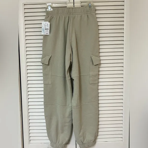 PacSun Women’s Beige Cargo Joggers - Size XS - NWT - Image 2