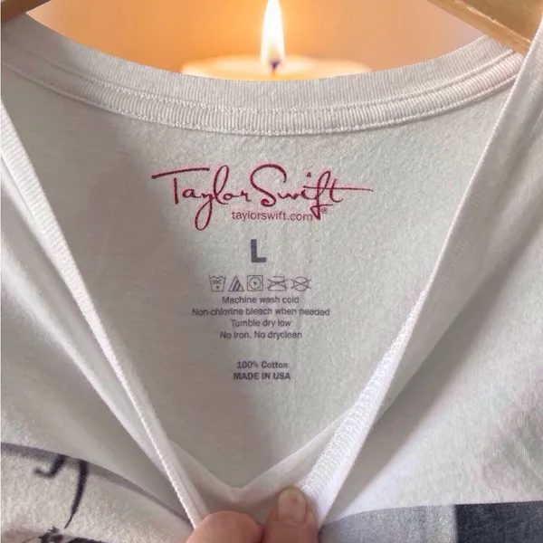 Taylor Swift 2013 Red Era Tee | Women’s M | Official Merch - Image 2