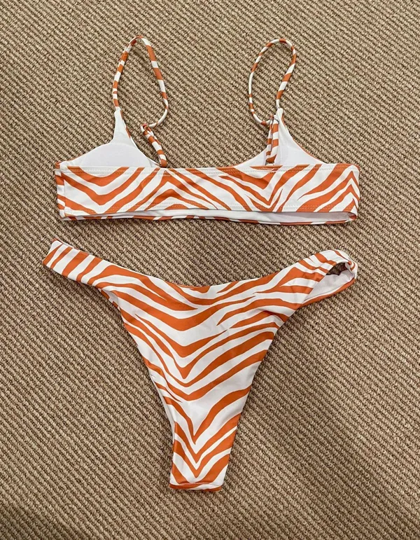 Bikini - Image 4