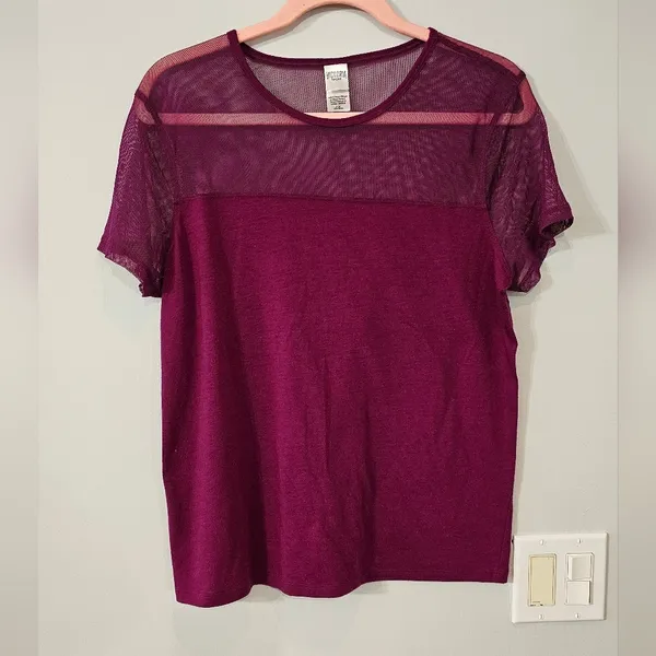 Victoria’s Secret Sport Violet Mesh Tee - Image 3