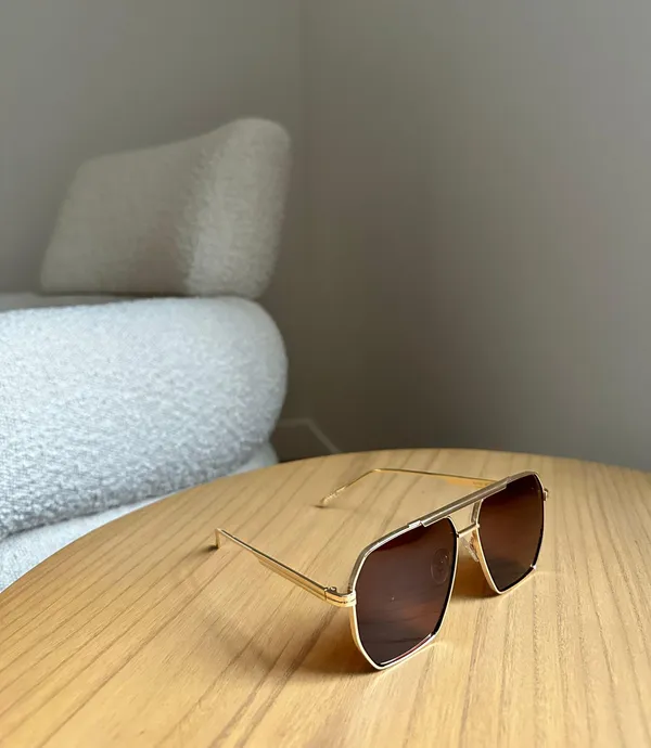 Aviator Style Sunglasses - Image 5