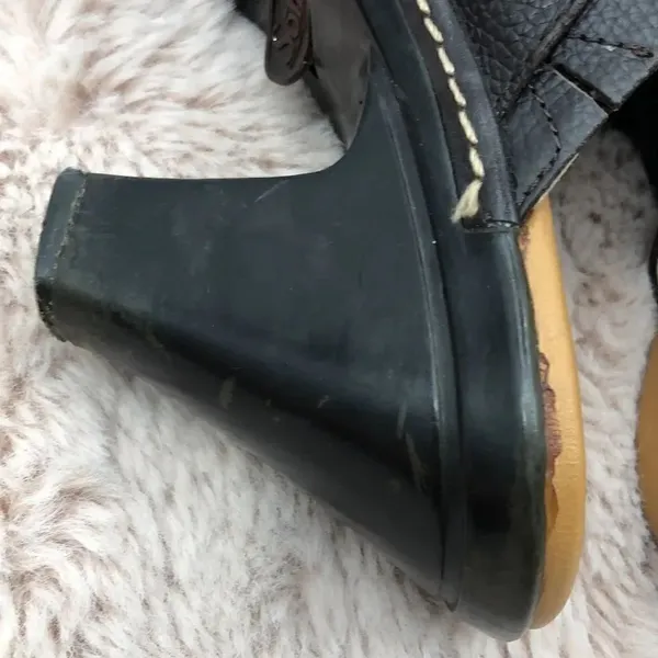 Sofft dark brown leather one buckle 3.5” heel - Image 6