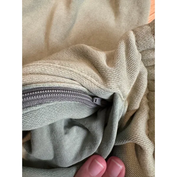 Alix Earle Hot Mess Sweatpants Size Medium - Image 5