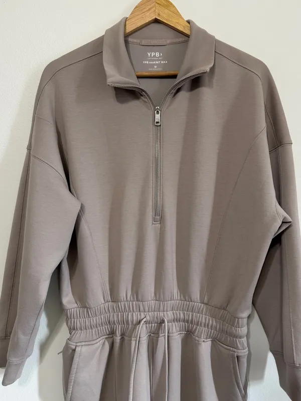 Abercrombie YPB Jumpsuit neoKNIT MAX Size Medium - Image 4