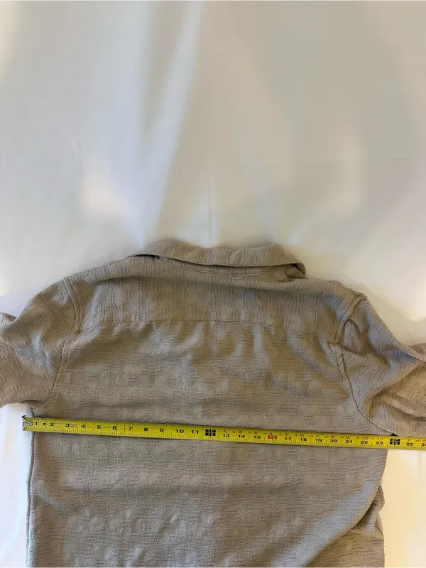 Denim & Flower Short-Sleeve Button-Down Shirt in Taupe Beige - Image 6