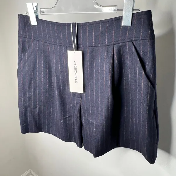 Veronica Beard Haina Navy Pinstriped Short Size 8 - Image 5