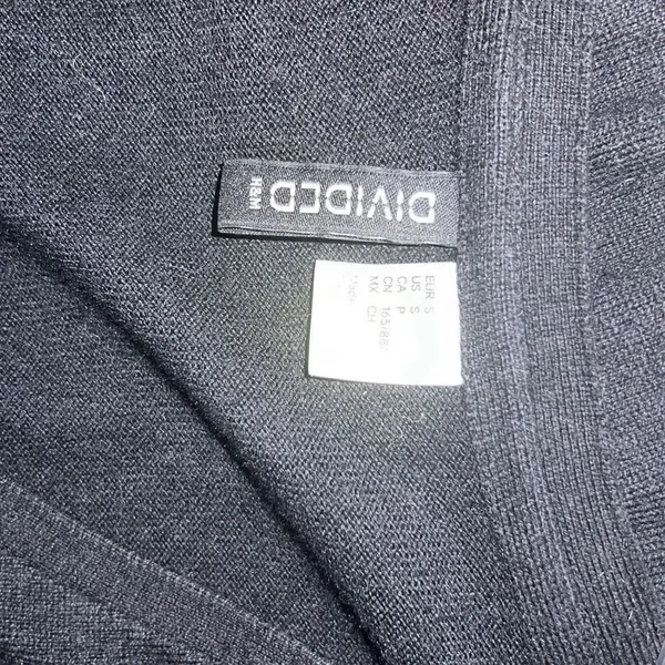 ✨Divided by H&M Womens Button Down V-Neck Cardigan Black✨ - Image 7