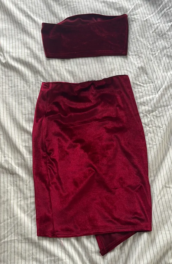 Velvet Set - Image 3