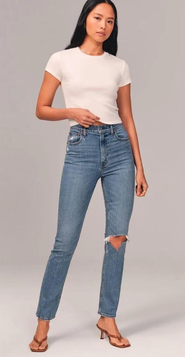 Abercrombie The 90’s Slim Straight Ultra High Rise Jeans - Image 2