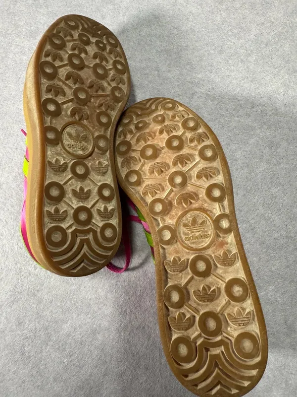 Adidas Gazelle Bold Size 7 Pink Yellow Platform Sneakers - Image 3