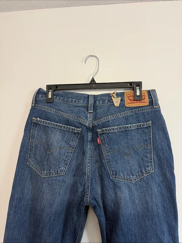 Levi’s Low Pro Straight Distressed Straight-Leg Jeans 29 - Image 5