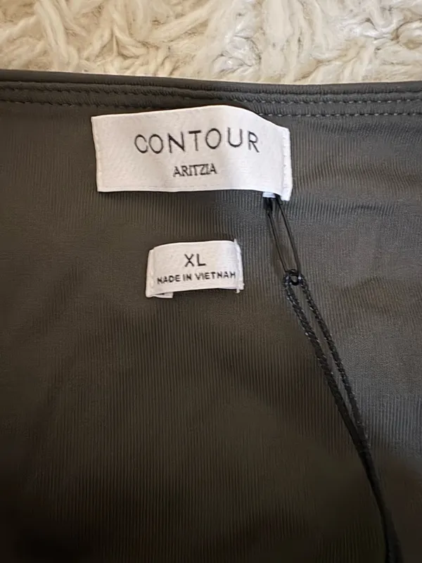 Aritzia Contour Bodysuit - Image 2