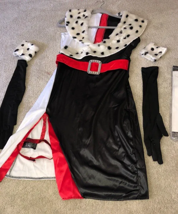 Leg Avenue Women's Devilish Dalmatian Diva Medium Halloween Costume - Image 4
