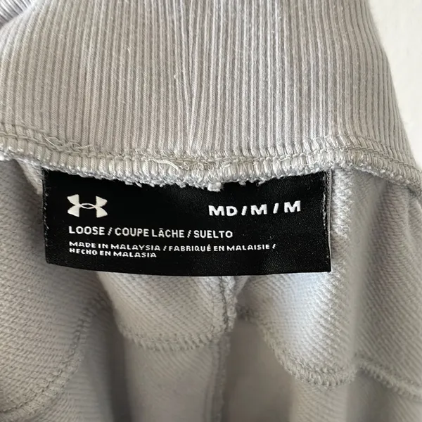 Under Armour Sweatpants Size M - Image 3