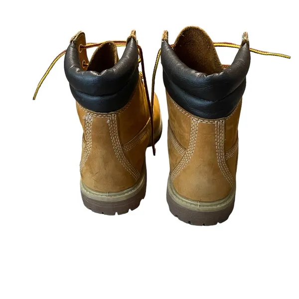 Timberland Women's Classic 6-Inch Waterproof Boot Tan Size 7M - Image 4