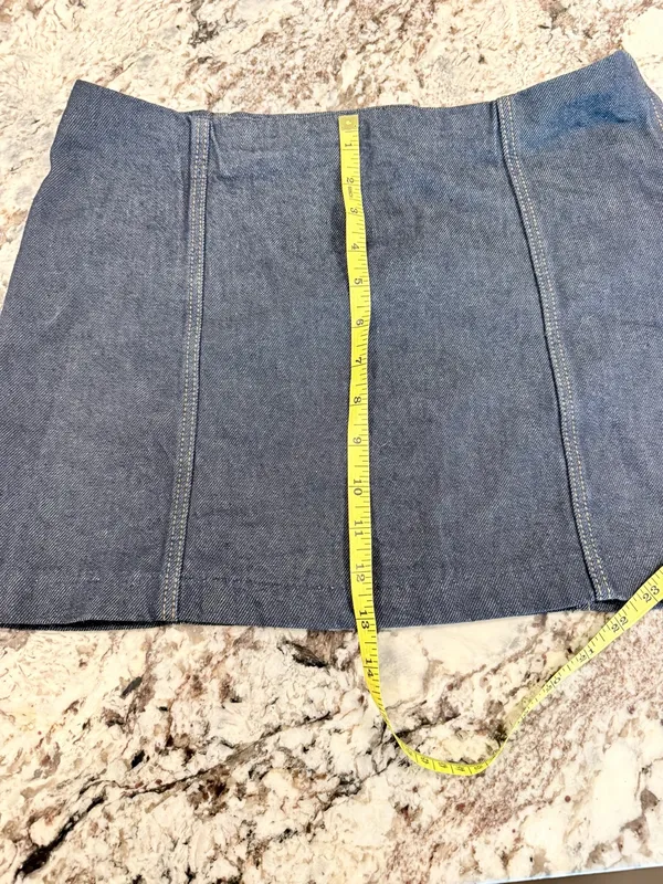 H&M Divided Dark Wash Denim A-Line Mini Skirt Size 4 - Image 5