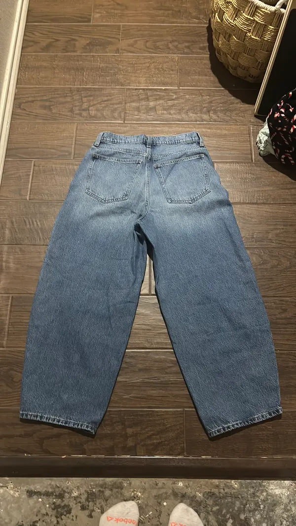 Universal Thread Jeans  - Image 2