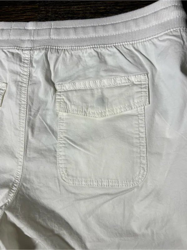 Sonoma White Bermuda Mid Rise Comfort Waist Shorts Size 16 - Image 4