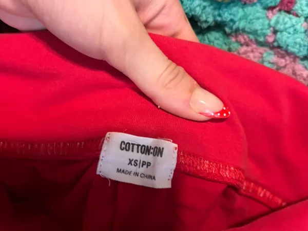 Red fold over cotton on flare leggings - Image 4