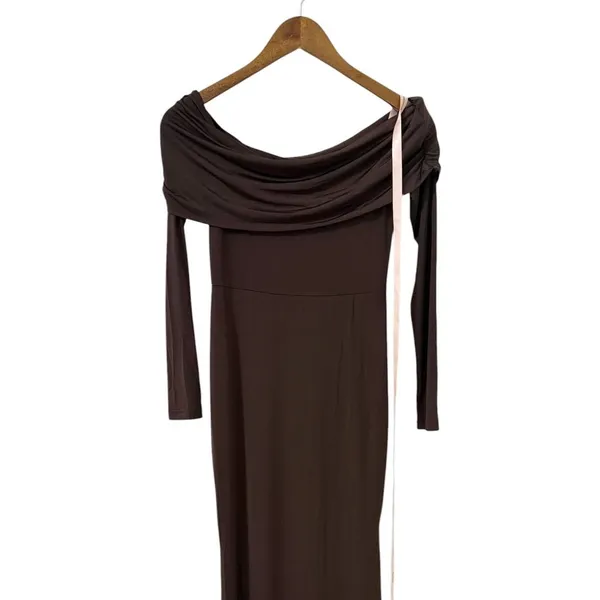 Lulus Effortlessly Stunning Dark Brown Off-the-Shoulder Maxi Dress size S NWT - Image 5