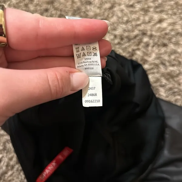 SPANX Black Faux Leather Leggings Large - Image 10
