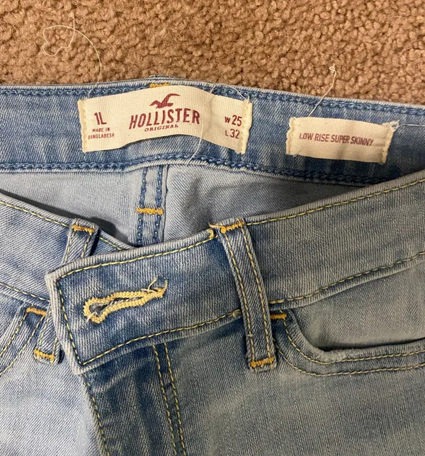 Hollister Jeans - Image 3