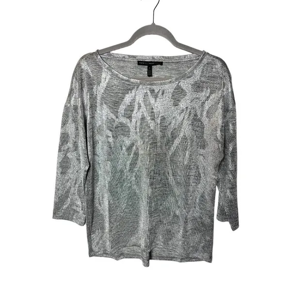 White House black market silver print top NWT small‎ - Image 2