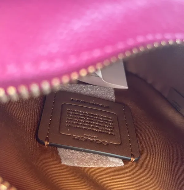 Coach Raspberry Crossbody Bag CR252 - Image 7