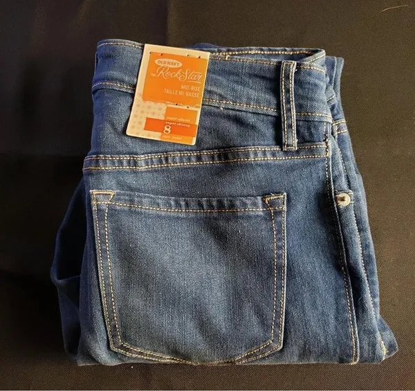 Old Navy Rockstar Mid Rise Skinny Jeans‎ NWT Women’s 8 - Image 3