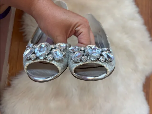 Silver Glitter Rhinestone Peep Toe Wedges - Image 9