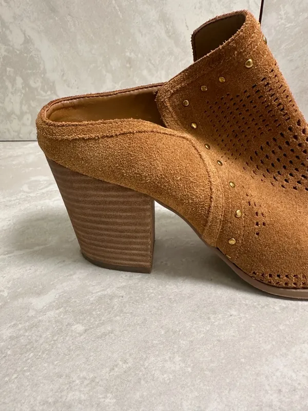 Gibson Latimer perforated suede gold studded mules Size 8.5 - Image 4