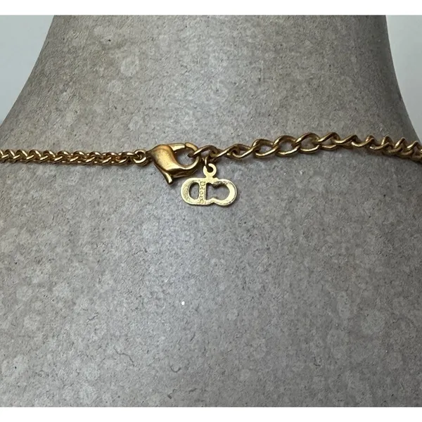 Vintage Christian Dior DIOR Letter Charm Necklace Gold Tone CD Logo Adjustable - Image 11