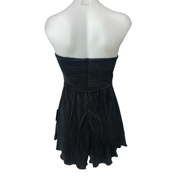 NEW Lulus Black Strapless Tube Bandeau Cutout Pleated Plisse Romper Shorts Sz S - Image 2